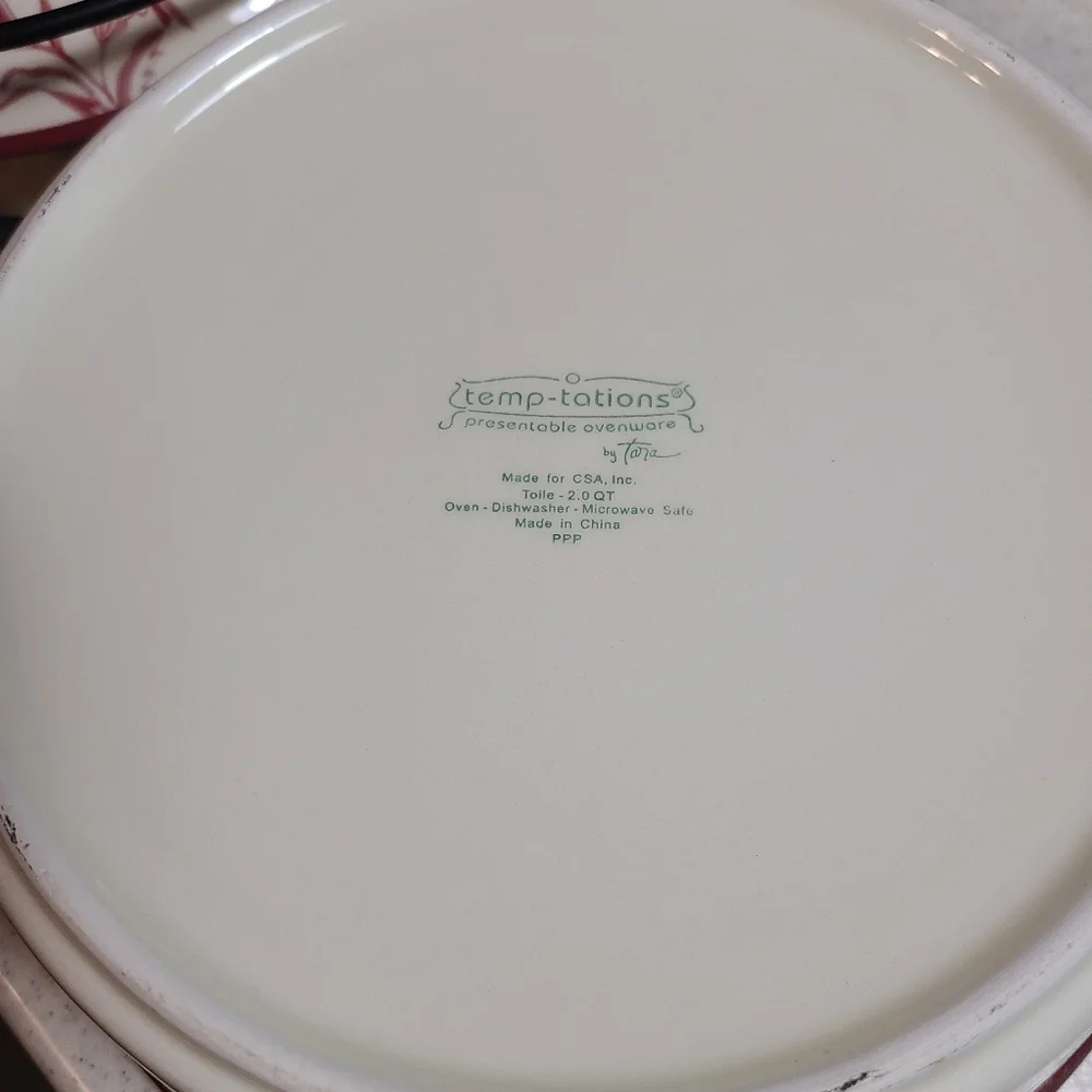 Casserole dish with lid And Wire Rack